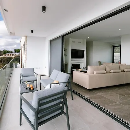 Villa Stella Heights - Adults Only *