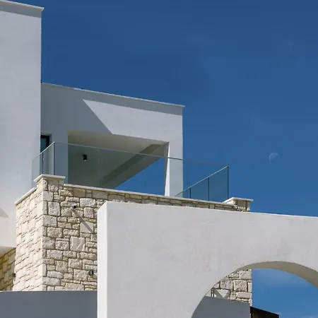 Villa Stella Heights - Adults Only *