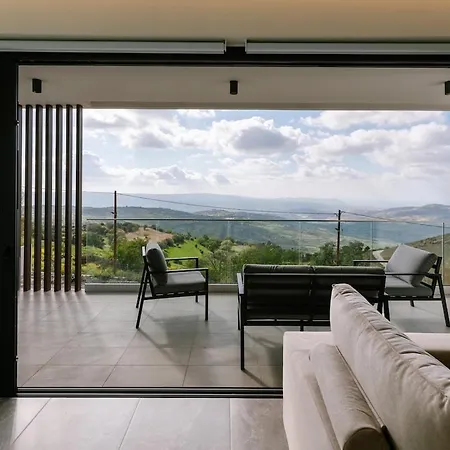 Stella Heights - Adults Only *