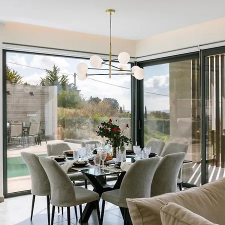 Villa Stella Heights - Adults Only