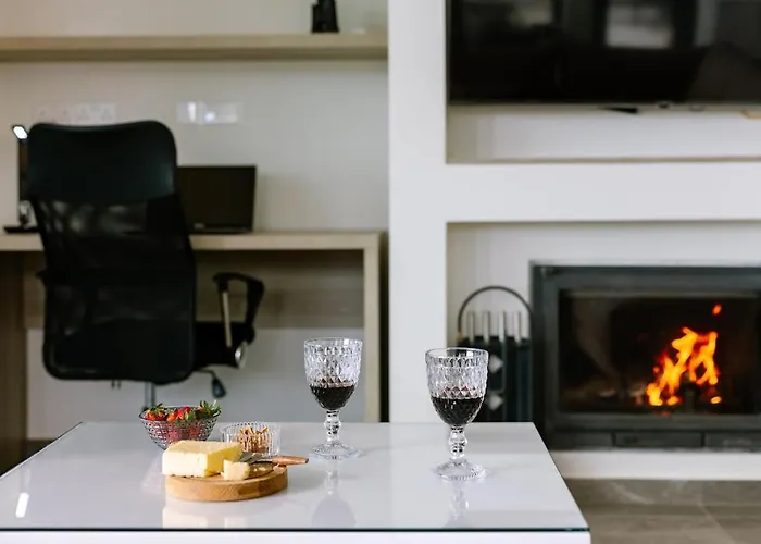 Stella Heights - Adults Only Fyti