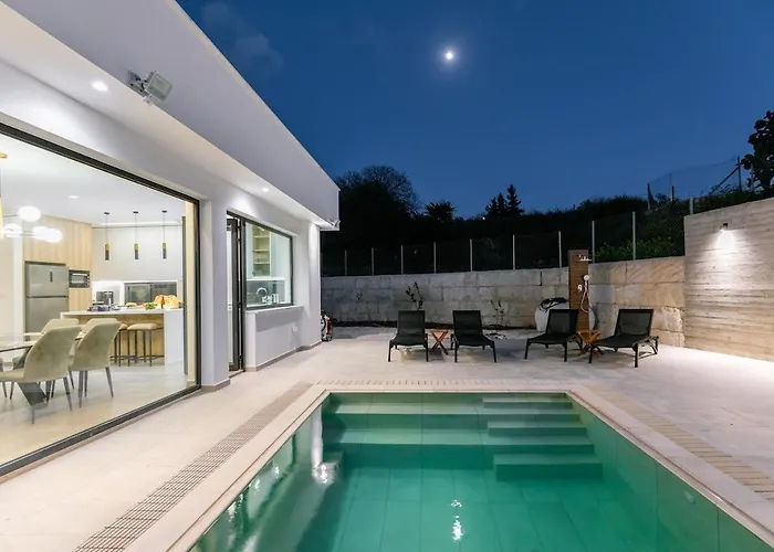 Stella Heights - Adults Only Vila Fyti