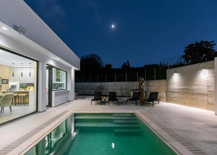 Stella Heights - Adults Only Vila Fyti