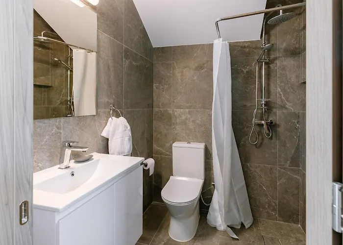 Stella Heights - Adults Only