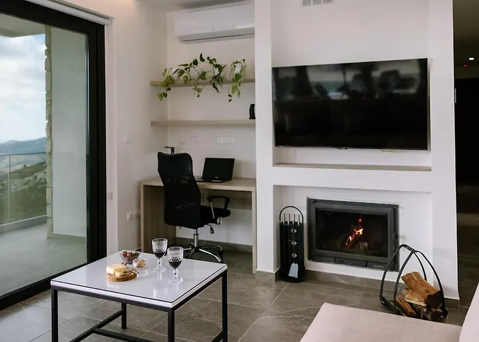 Stella Heights - Adults Only * Fyti